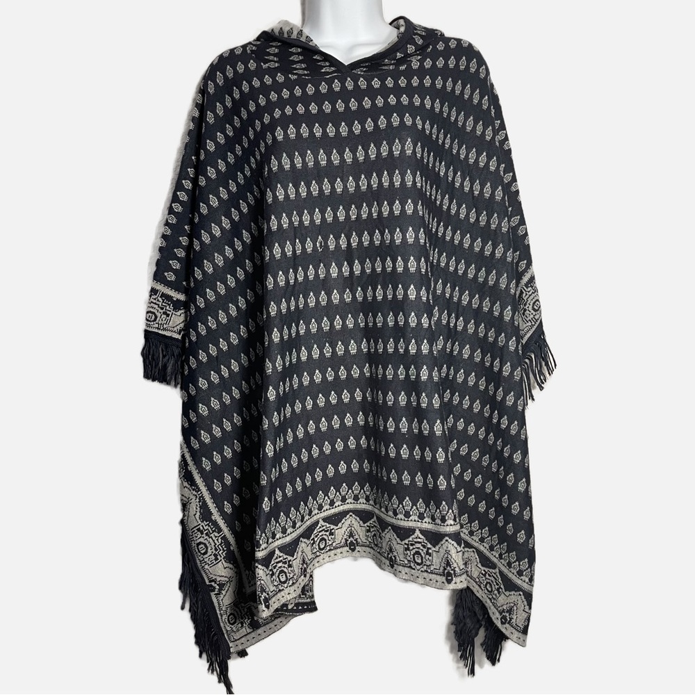 Hooded black and white blanket poncho made by II Sisters One Size